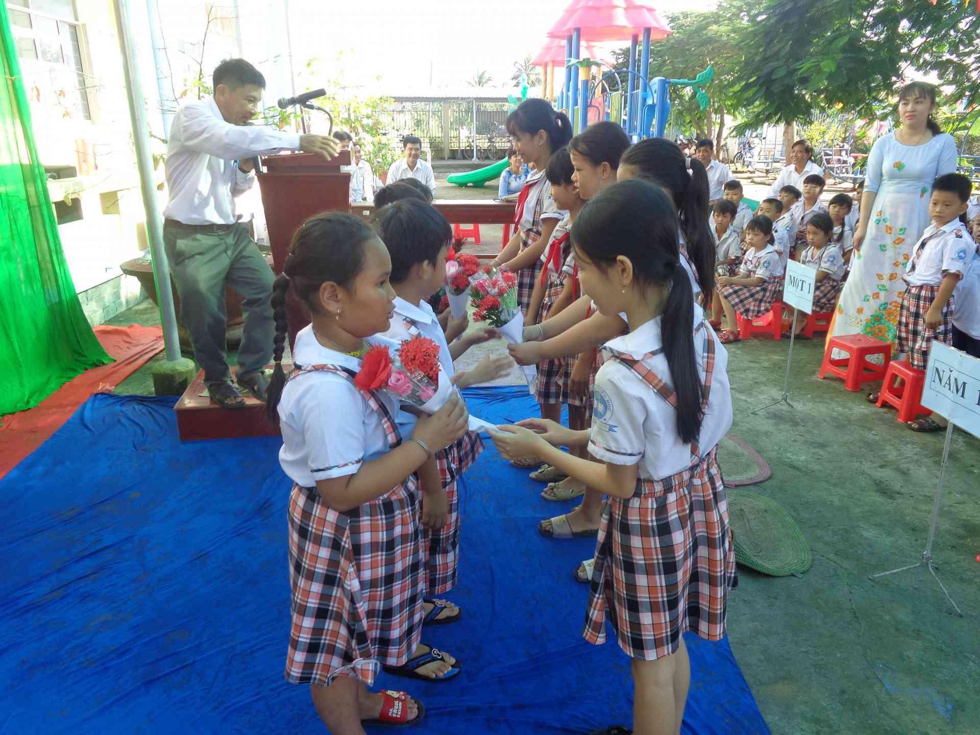 khai-giang-bang